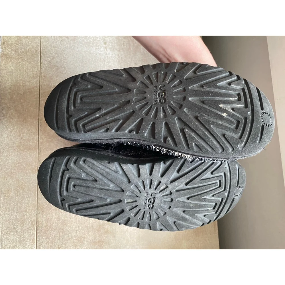 UGG australia black